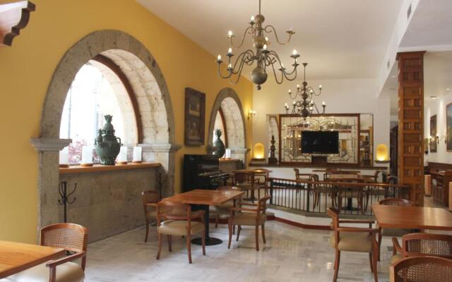 Hotel De Mendoza
