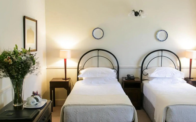 Queen’s Hotel by BON Hotels