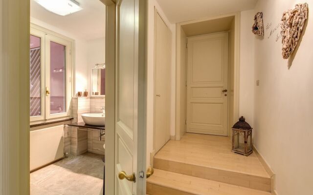 Trevi Miracle Suite
