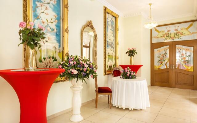 Lesna Perla - Restaurant and Hotel