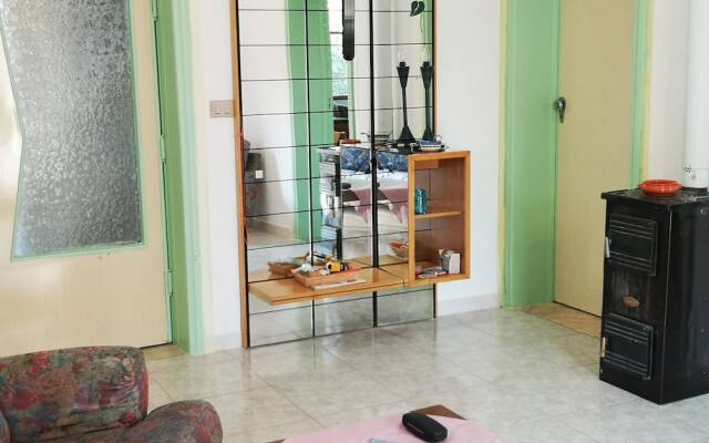 Tasteful Holiday Home in Comiso With Garden