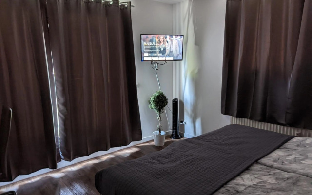 Leipzig Residenz Goethe Apartment mit Whirlpool und 2 Dachterrassen