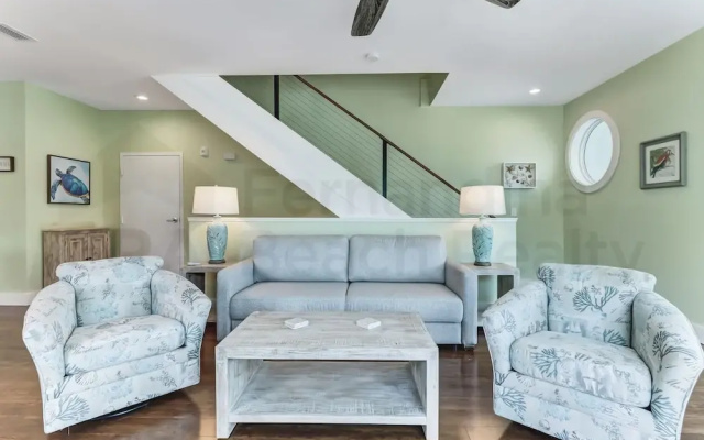 391 South Fletcher A&B