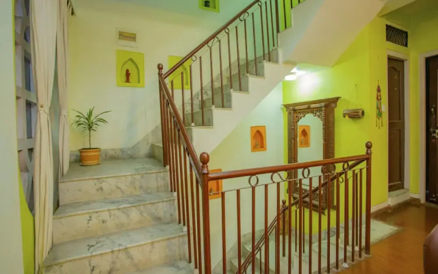 OYO 307 Hari's Home