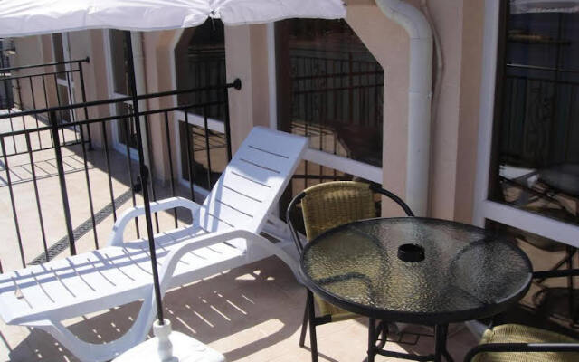 Villa Maria 2