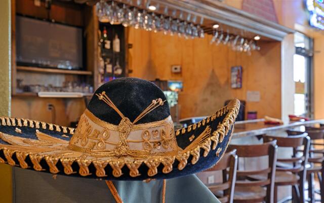 Best Western Taylor Inn