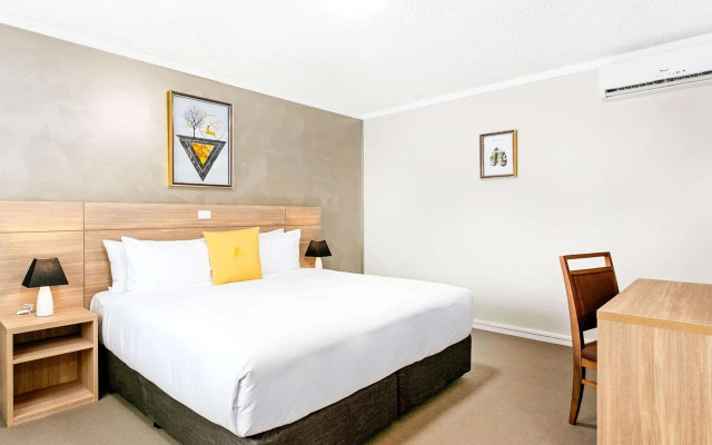 Quality Inn Sunshine Haberfield