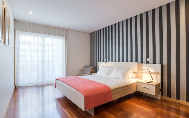 Pretty Porto Apartment by Soulsharing
