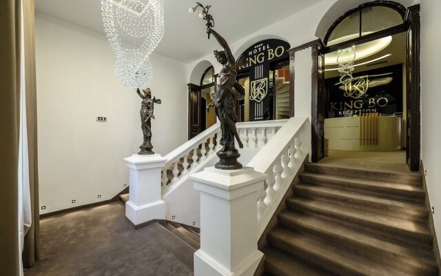 Luxury Hotel King Bo