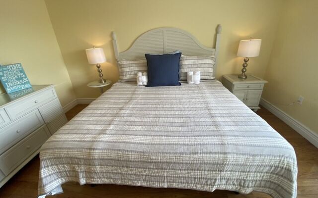 Bay Oaks by Beachside Management