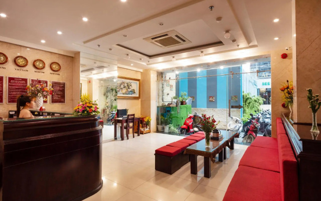 Azura Hotel