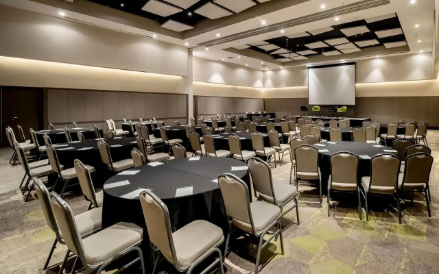 Pullman São Paulo Guarulhos Airport