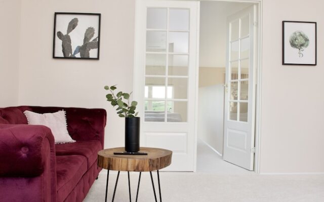 Designers Villa near Alafoss Waterfall