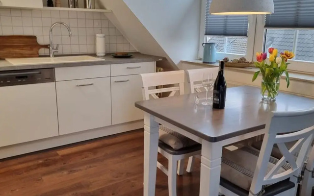 Kommodig Utkiek Modern Retreat