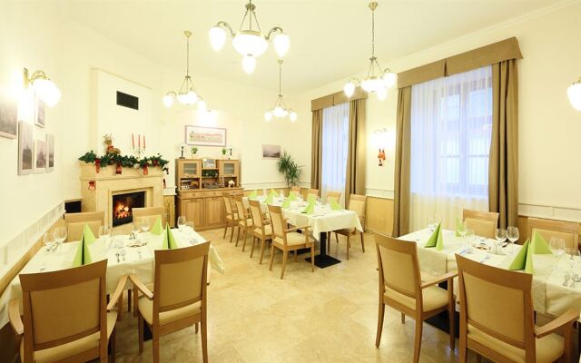 Historia & Historante