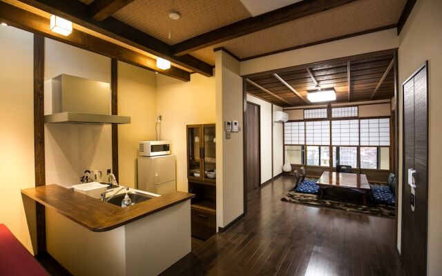 KYOTO yadomachi Kamishichiken