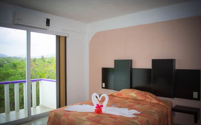 Sara Suites Ixtapa