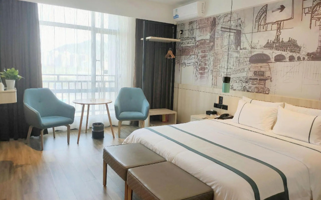 Yuanlong Hotel (Zhuhai Nanshui Bus Station)