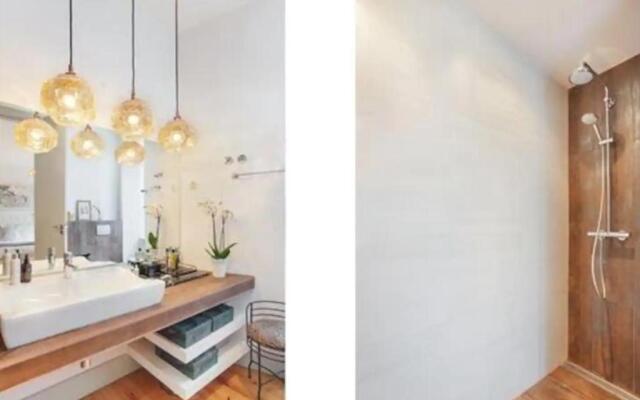 Beautiful and Stylish 5BR in the heart of Chiado
