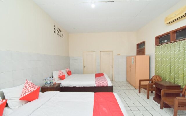 Hotel & Restaurant Basra