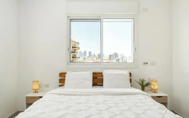 Sea Breeze Netanya Retreat by Sea N Rent