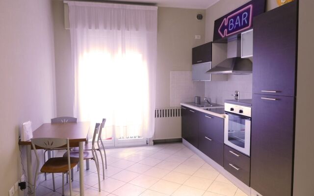 Casa Bella Marconi is an Apartment of 34 Square Meters. Clean, Bright, in the Heart of the City