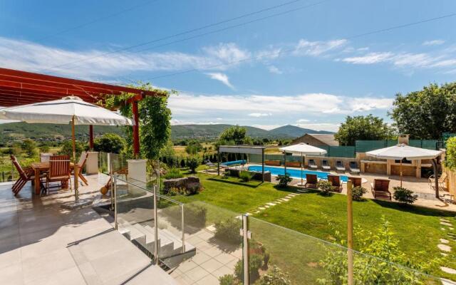 Villa Manda Korina