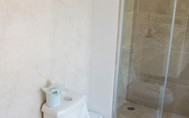 Menesse 32 102 by Mikitito Rentals