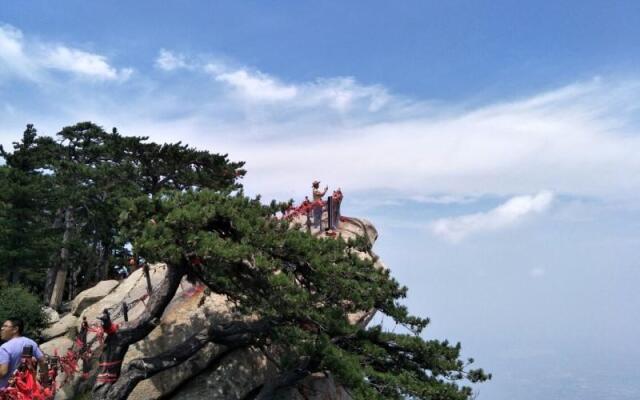 GreenTree Inn (Huayin Huashan Scenic Area)