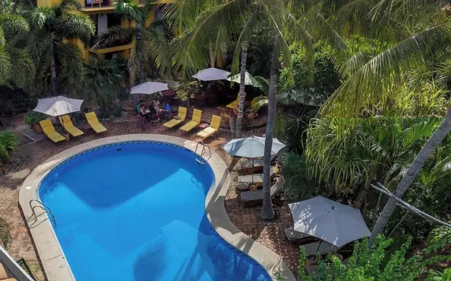 Hotel Suites La Hacienda