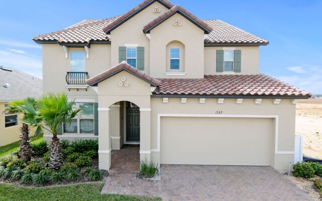 1287YC - West Haven Gated Community