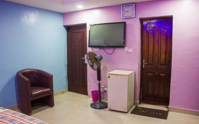 November 5 Hotel Lagos
