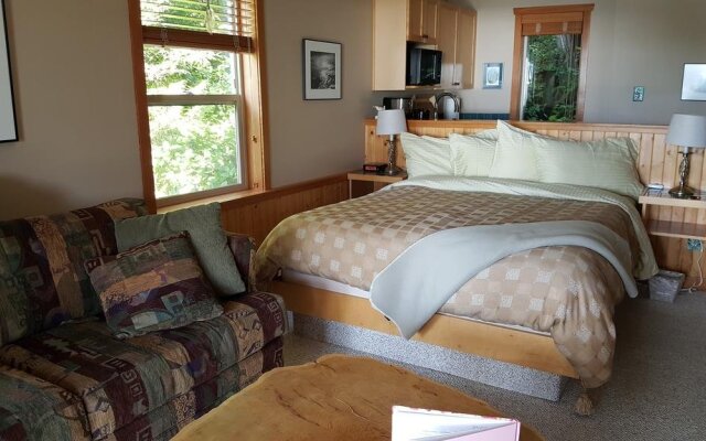 Reef Point Oceanfront B & B