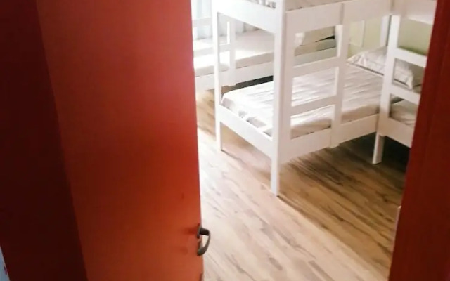 Your Hostel e Bolaria