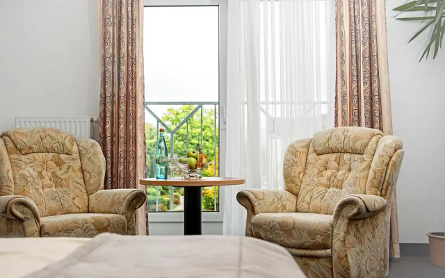 Hotel & Restaurant Zum Hirsch