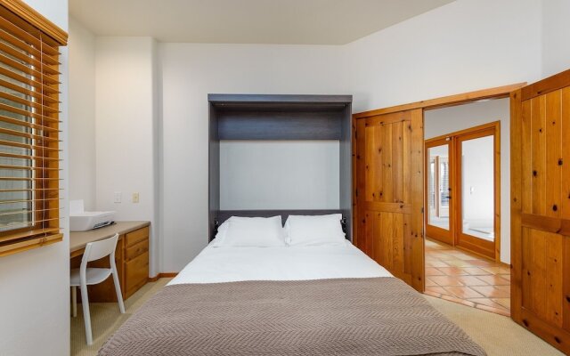 Casa Sanctuary 5 Bedroom Home by Redawning