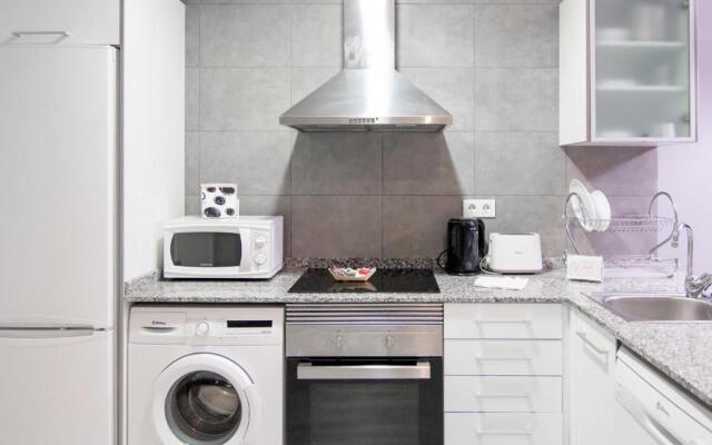 Torres de Quart 26 apartment