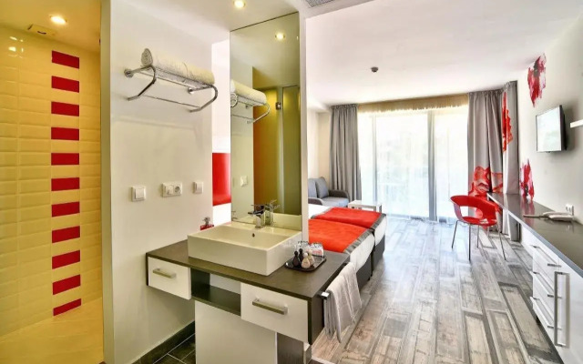 Hotel Grifid Foresta  Adults Only