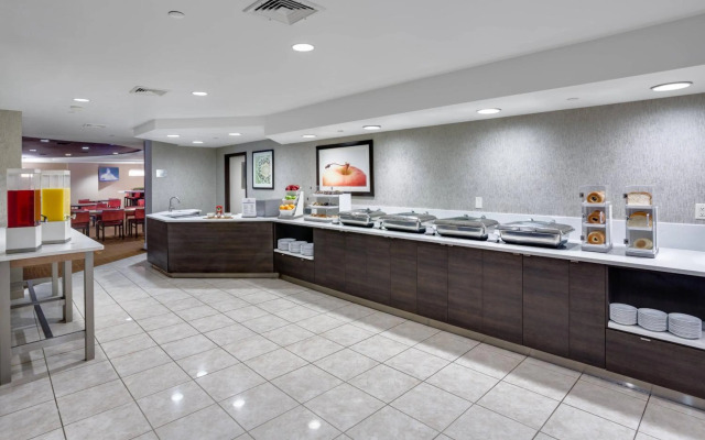 Courtyard by Marriott Boston Marlborough