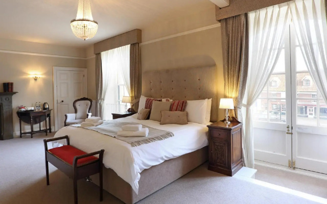 Black Boys Hotel