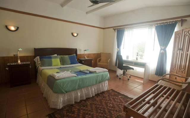 Tauraa Hotel