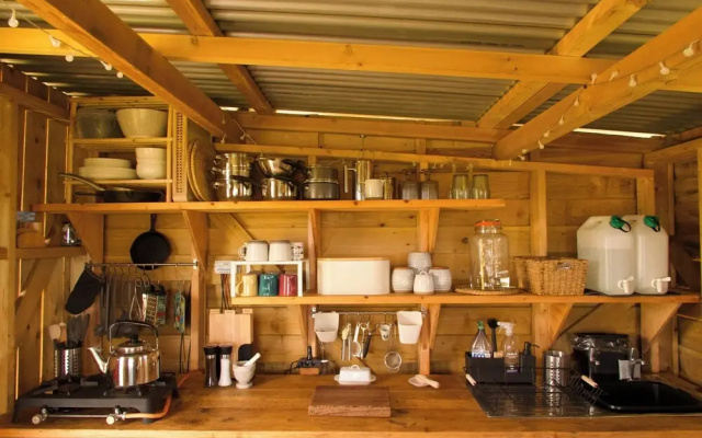 Glamping Pod - Sleeps 2 - Pets - Parking - Wifi