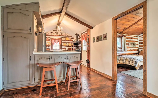 Macungie Cabin w/Fireplace Near Bear Creek Skiing!