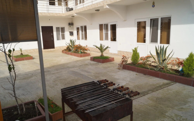 Ruslan And Juletta Guest House