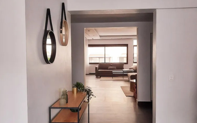 Contemporary Apartment