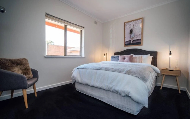 Clouds on Francis-Near Melb st-Free - Wifi - Nespresso - Netflix