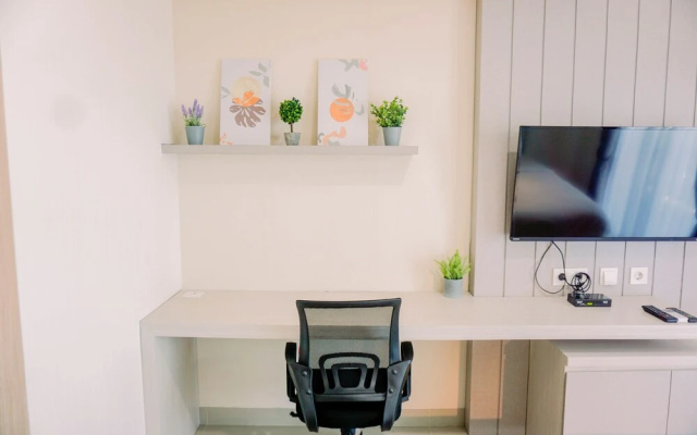 Homey And Simply Look 1Br Bintaro Embarcadero Apartment