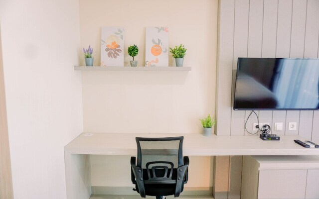 Homey And Simply Look 1Br Bintaro Embarcadero Apartment