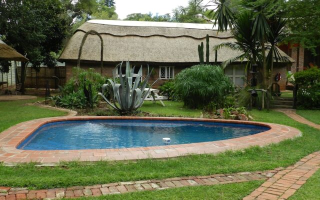 Kutandara Lodges