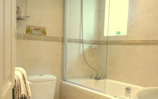 Hesketh Crescent Apartment